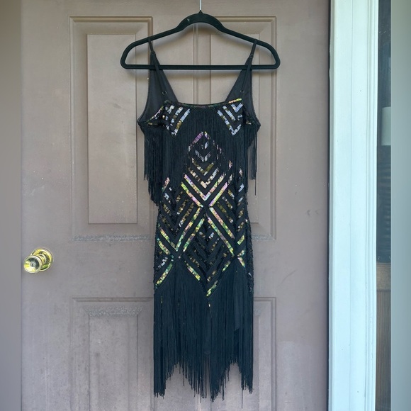 Elegant Black Fringe Sequin Dress - Picture 5 of 5